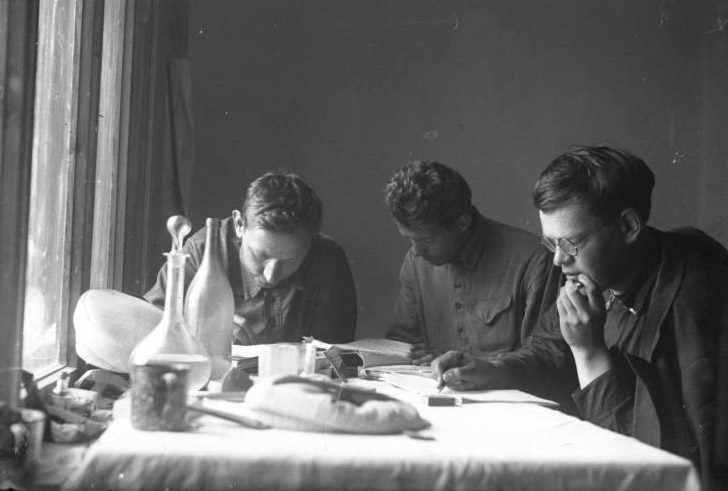 Иван Балуев: игарская коллекция фотографий